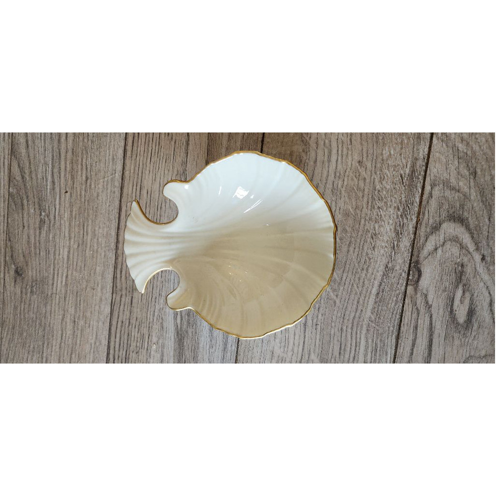 Lenox small shell ring - Picture 5 of 7